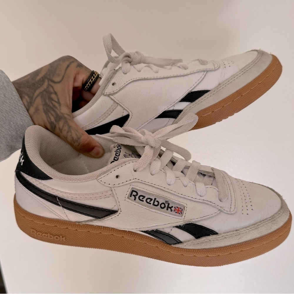 Women’s Reebok Club C Sneakers W7 M5.5